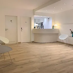 フランセ ホテル